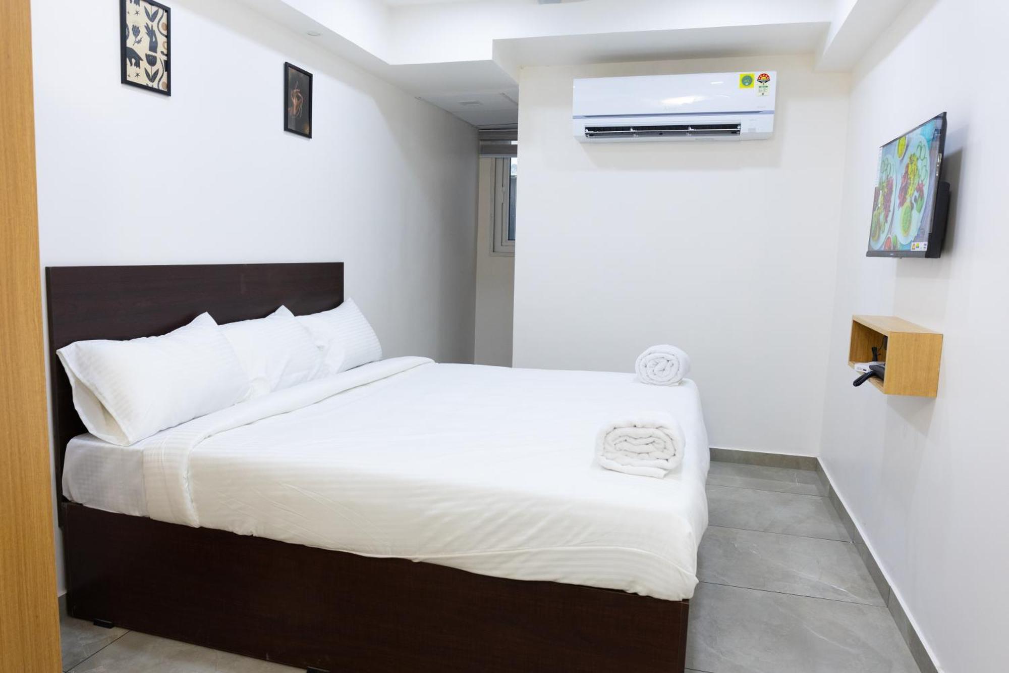 Reach Inn Kochi Buitenkant foto