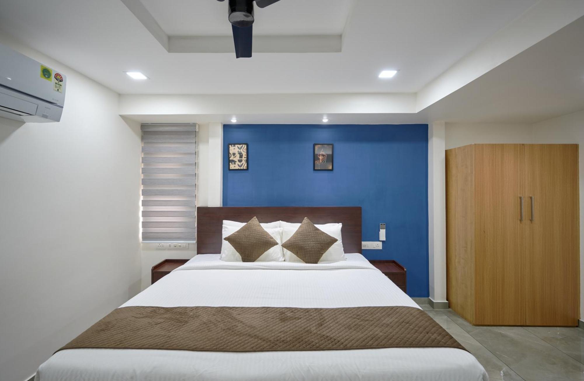 Reach Inn Kochi Buitenkant foto